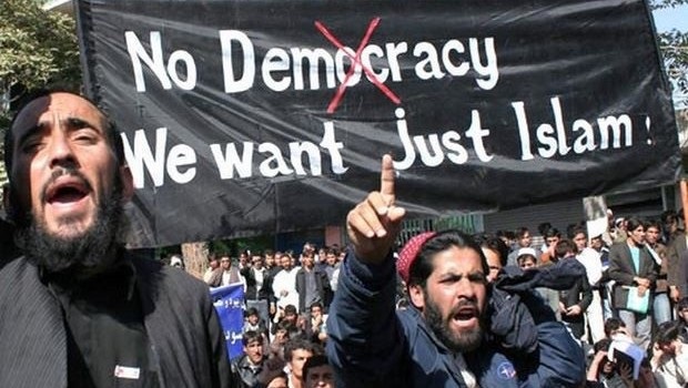 Nie-dla-demokracji-my-chcemy-tylko-islamu kp.jpg